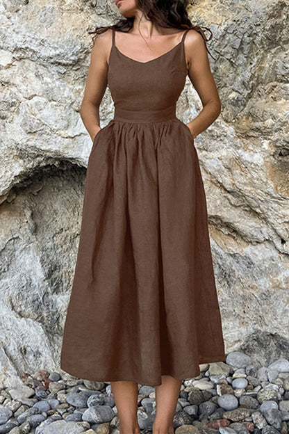 Vestido sexy de tirantes con escote en V y frenillo liso