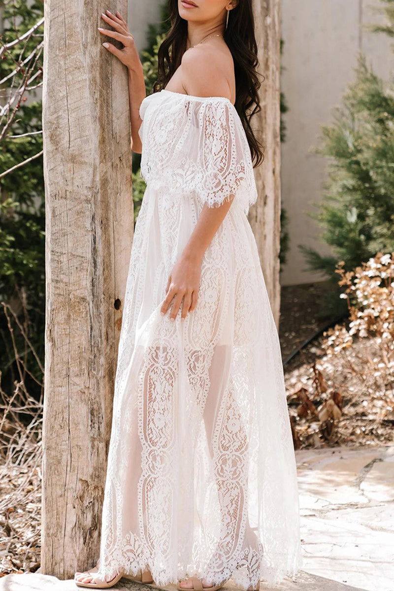 Elegante vestido de corte A con hombros descubiertos y encaje transparente