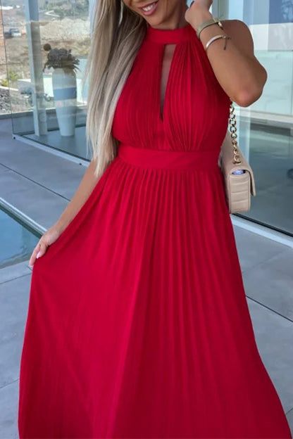 Vestido plisado con cuello halter