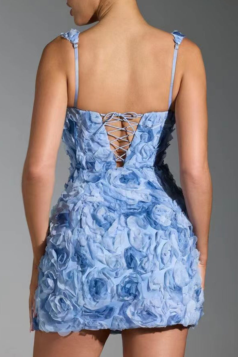 Vestidos elegantes y dulces con apliques sólidos y cuello cuadrado y falda cruzada