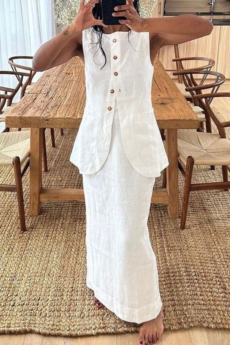 Elegante conjunto de dos piezas sin mangas con cuello redondo y hebilla sólida