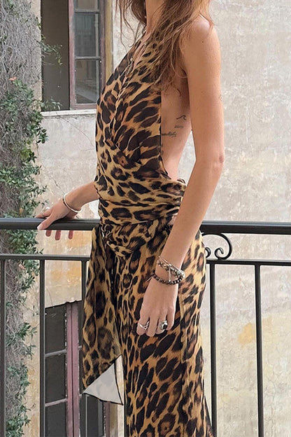 Conjunto de dos piezas con estampado vintage sexy de leopardo, vendaje, espalda descubierta, orillo fibroso, escote en V y sin mangas