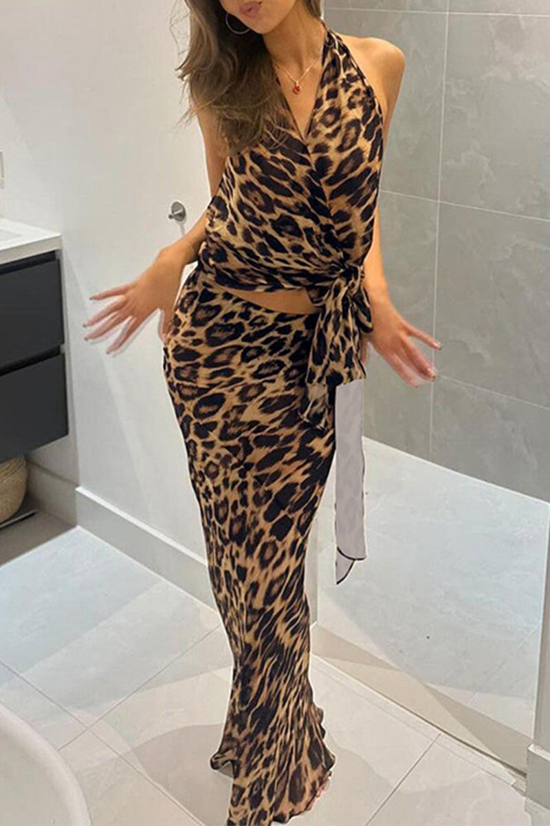 Conjunto de dos piezas con estampado vintage sexy de leopardo, vendaje, espalda descubierta, orillo fibroso, escote en V y sin mangas