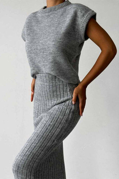Elegante conjunto de dos piezas con cuello alto, sin mangas y parches sólidos (4 colores)