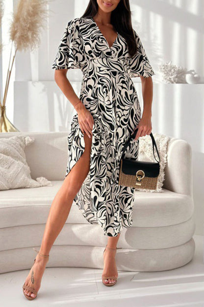 Elegantes vestidos de línea A con cuello en V y patchwork floral