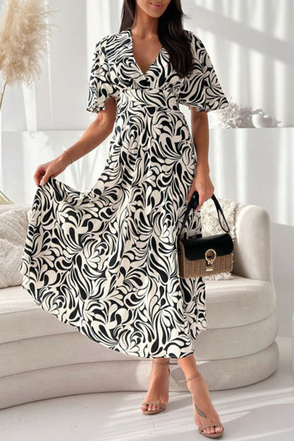Elegantes vestidos de línea A con cuello en V y patchwork floral