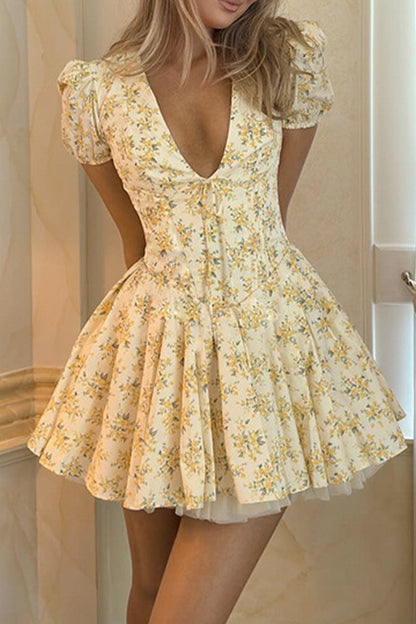 Vestidos sexis con estampado de flores, frenillo, pliegues, escote en V y falda en la cintura