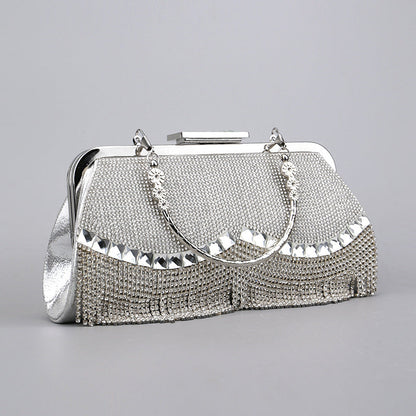 Bolsos de patchwork con borlas de calle