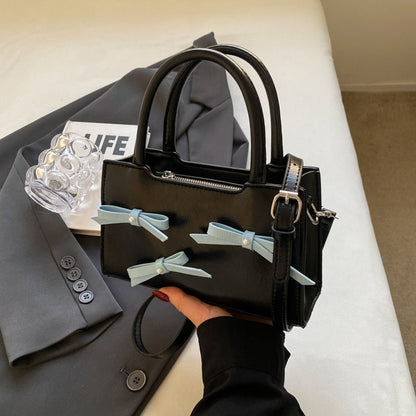 Bolsos de tela con lazo en contraste, de Sweet Simplicity (5 colores)