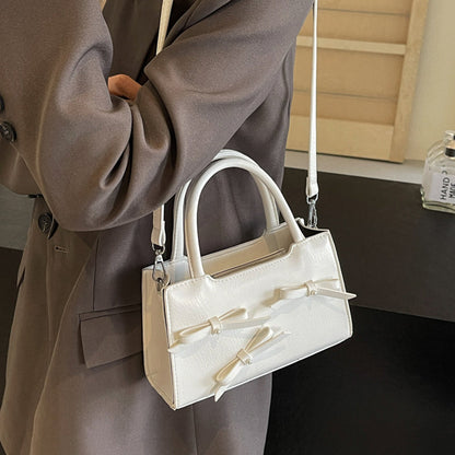 Bolsos de tela con lazo en contraste, de Sweet Simplicity (5 colores)