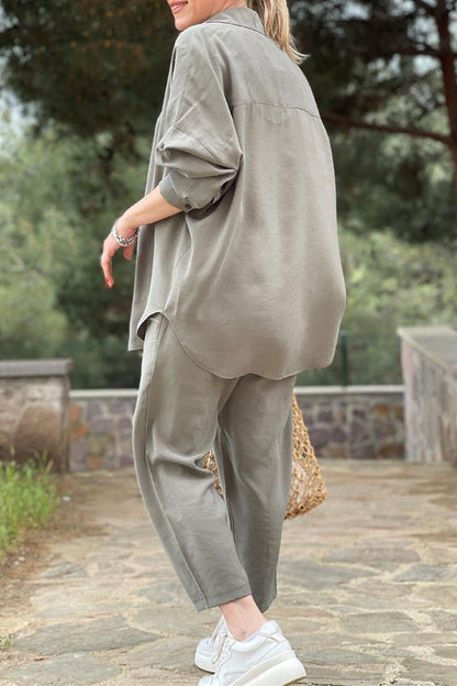 Conjunto informal de dos piezas con cuello vuelto, manga larga y bolsillos sólidos para uso diario