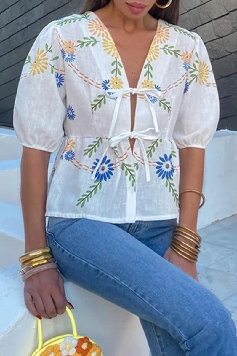 Blusas casuales sin posicionamiento con estampado de flores y cuello en V con frenillo