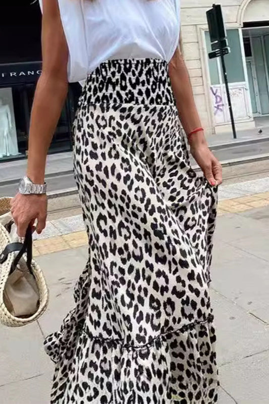 Elegante pantalón tipo A de cintura alta, holgado, con estampado de leopardo y volantes