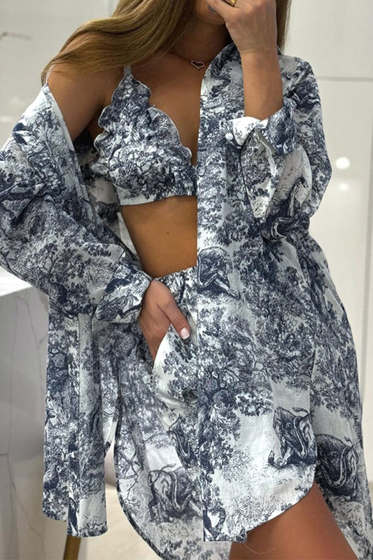 Conjunto de tres piezas con estampado animal, bolsillos, botones, cuello vuelto, manga larga