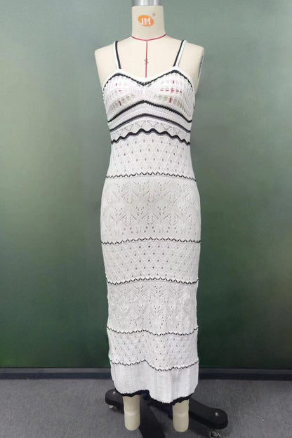 Vestido sexy de una sola pieza con escote en V y tejido en contraste, con aberturas y falda de un solo paso