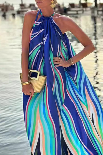 Vestidos sexys con estampado de rayas y cuello halter en contraste con frenillo