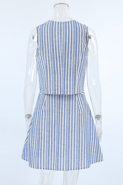 Conjunto elegante de dos piezas con cuello en V, sin mangas y rayas en contraste
