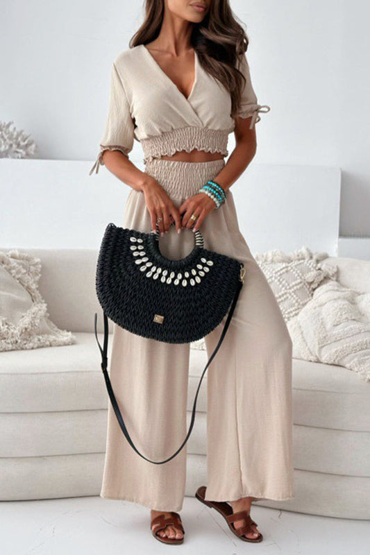 Conjunto de dos piezas informal, sencillo, liso, con frenillo, escote en V y manga corta