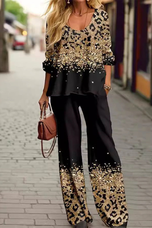 Conjunto de dos piezas con cuello en V, manga larga y estampado de leopardo en contraste