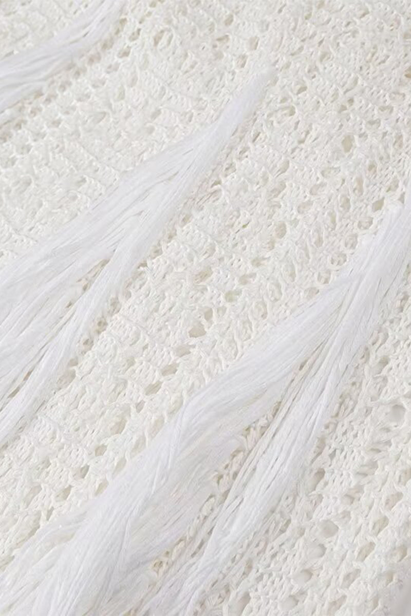 Vestidos sexis de un solo paso con borlas y cuello redondo en color sólido