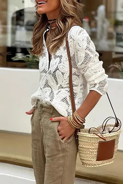 Blusas casuales de cuello redondo con aberturas en color liso con flores y ganchos de calle