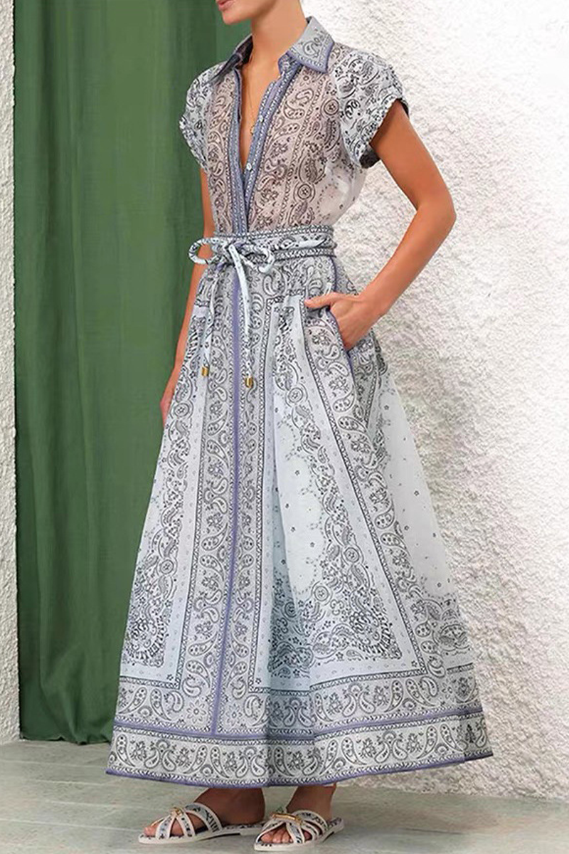 Conjunto informal de dos piezas con estampado floral, bolsillo, cuello vuelto, manga corta (3 colores)