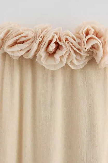 Vestidos sexis sin tirantes con forma de flor fruncida en color sólido