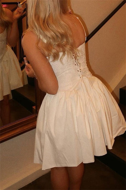 Vestidos sexis casuales de color sólido sin espalda con tirantes finos en forma de A