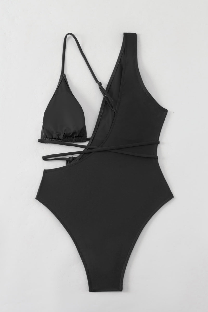 Traje de baño sexy de color sólido con espalda descubierta y cinturón (con relleno)