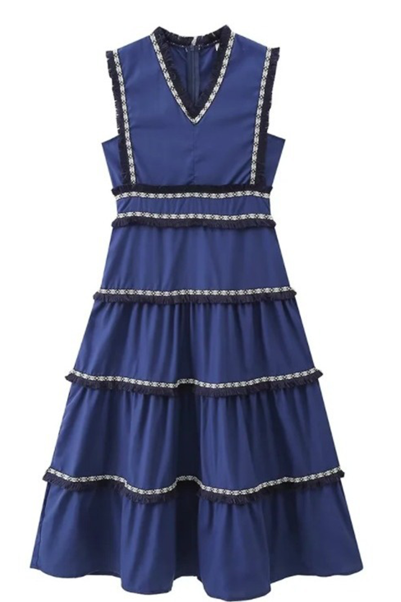 Elegante vestido de color liso con flecos y cuello en V sin mangas