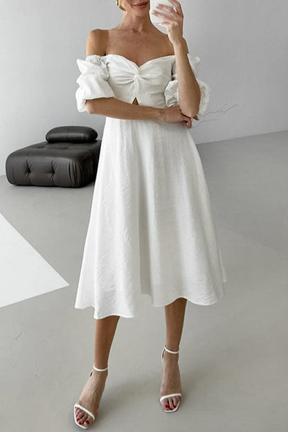 Elegantes vestidos de corte A con hombros descubiertos y fruncidos en color liso