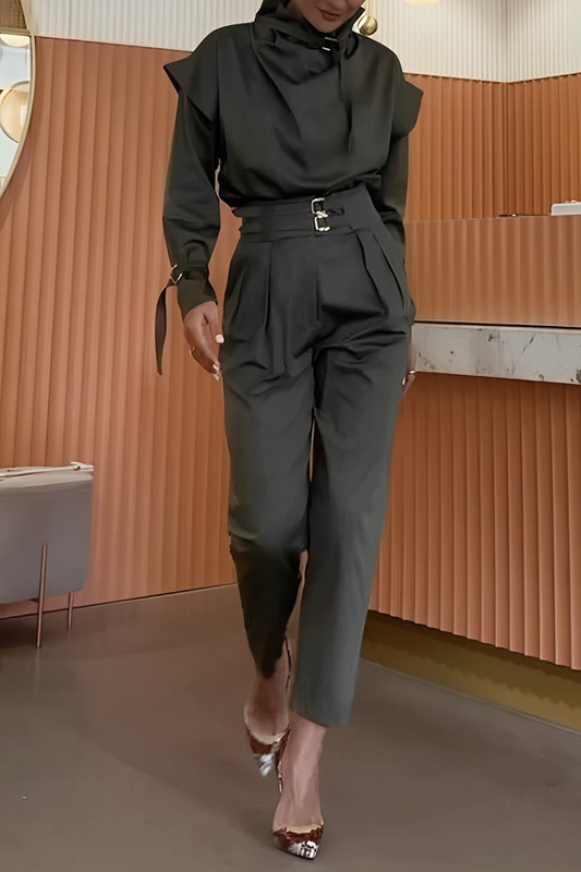 Conjunto informal de dos piezas con cuello alto, manga larga y bolsillos en color liso para calle