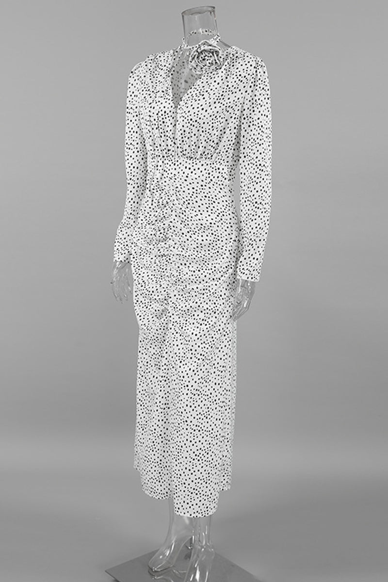 Elegante vestido de falda de un solo paso con escote en V y lunares fruncidos con forma de flor