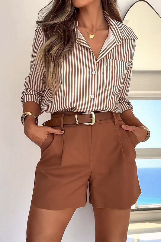 Conjunto informal de dos piezas con cuello vuelto, manga larga y bolsillo con estampado de rayas