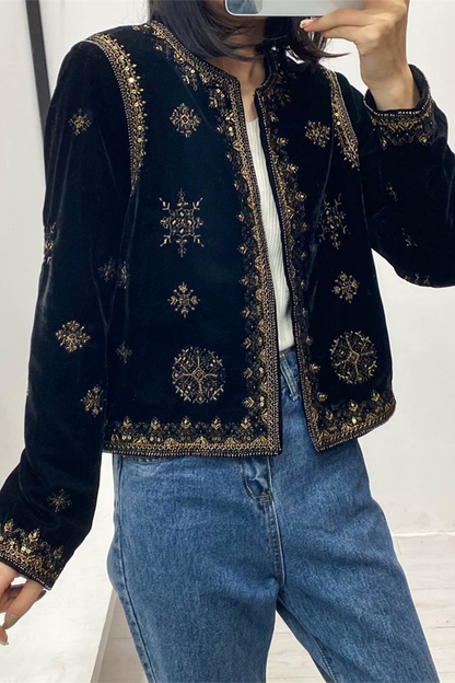 Prendas de abrigo informales con cuello redondo y flores bordadas