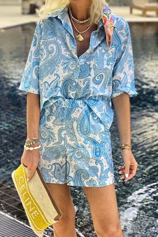 Conjunto informal de dos piezas con estampado floral, bolsillo, cuello vuelto, manga corta
