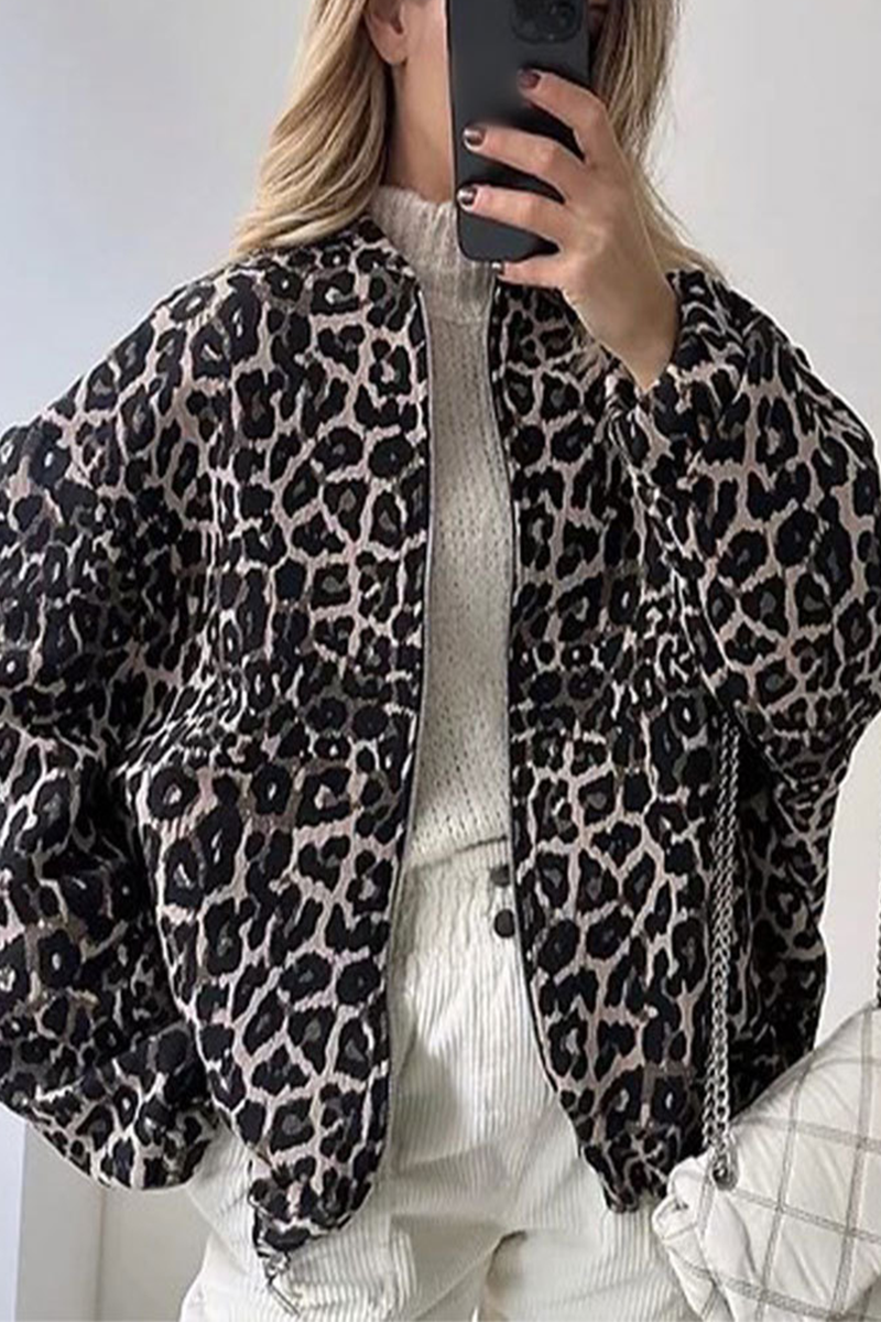 Chaqueta informal de cuello redondo con estampado de leopardo en contraste para uso diario