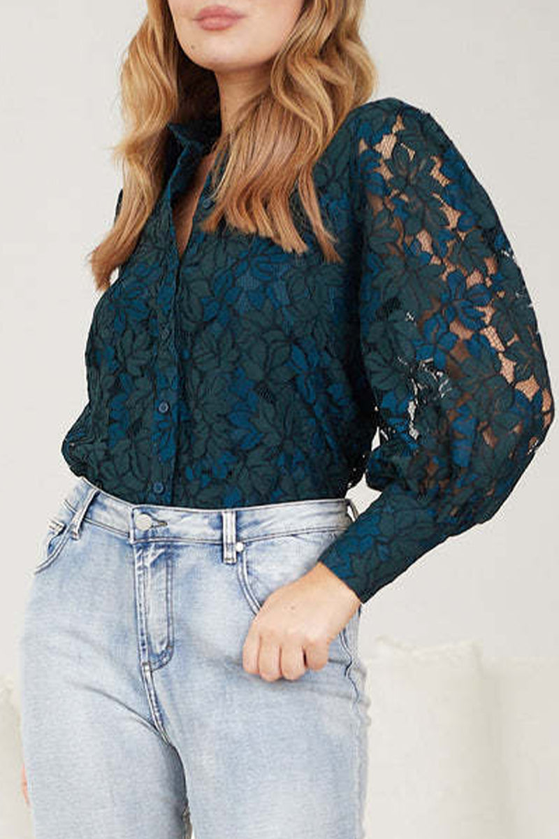 Blusas sexys de encaje de color sólido con cuello vuelto y aberturas