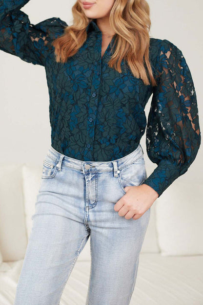 Blusas sexys de encaje calado con cuello vuelto