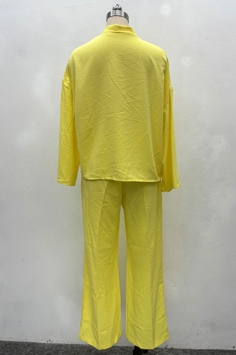 Conjunto informal de dos piezas con cuello en V, manga larga y cordones