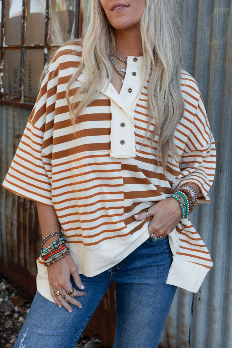 Camisetas casuales de cuello redondo con rayas, botones y patchwork en contraste