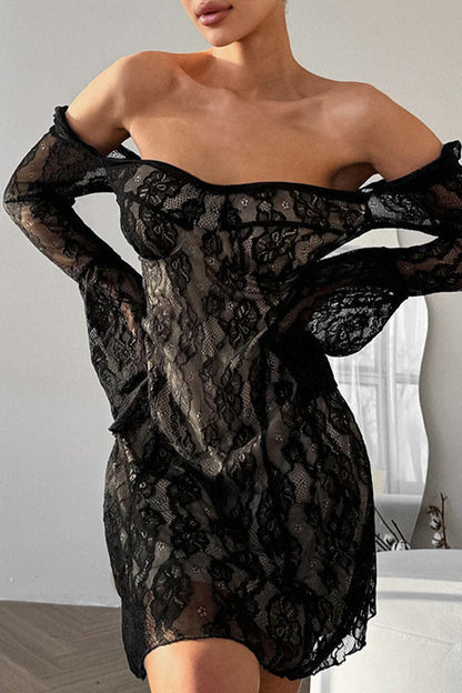 Vestido de encaje sexy con escote cuadrado y encaje
