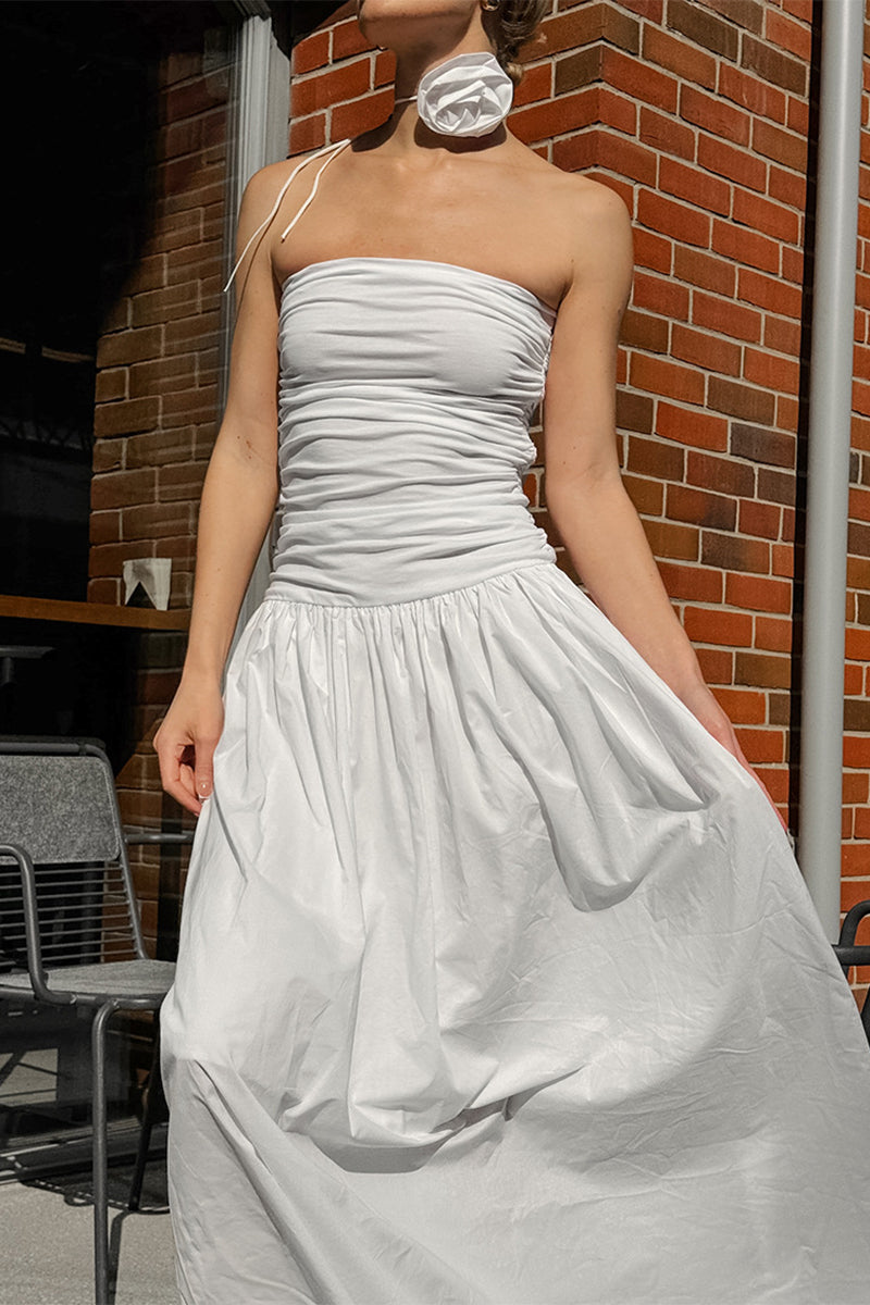 Vestidos sexys sin tirantes con flores fruncidas