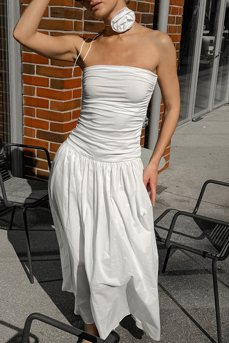Vestidos sexys sin tirantes con flores fruncidas