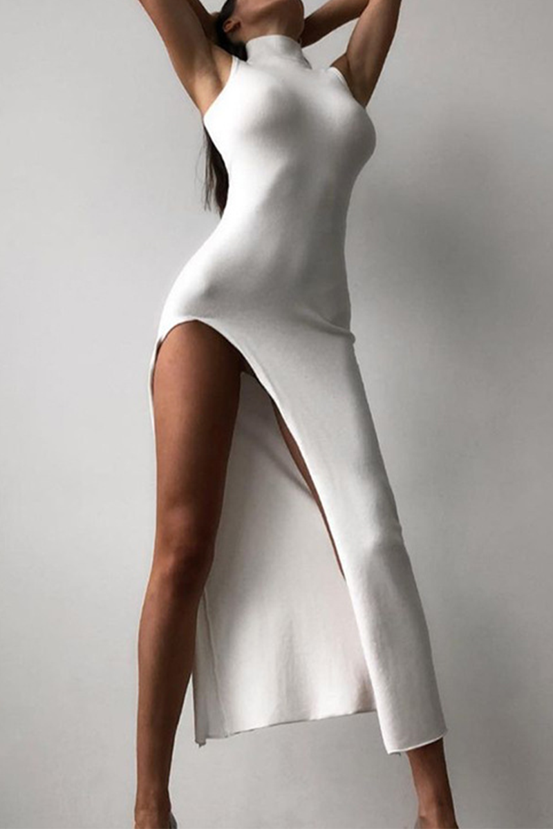 Vestidos irregulares de cuello alto y media abertura sexys