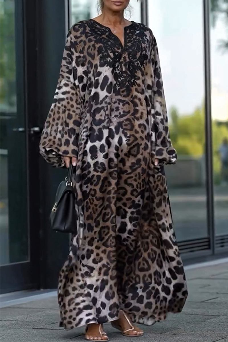 Vestidos largos casuales de calle con estampado de leopardo y cuello en V