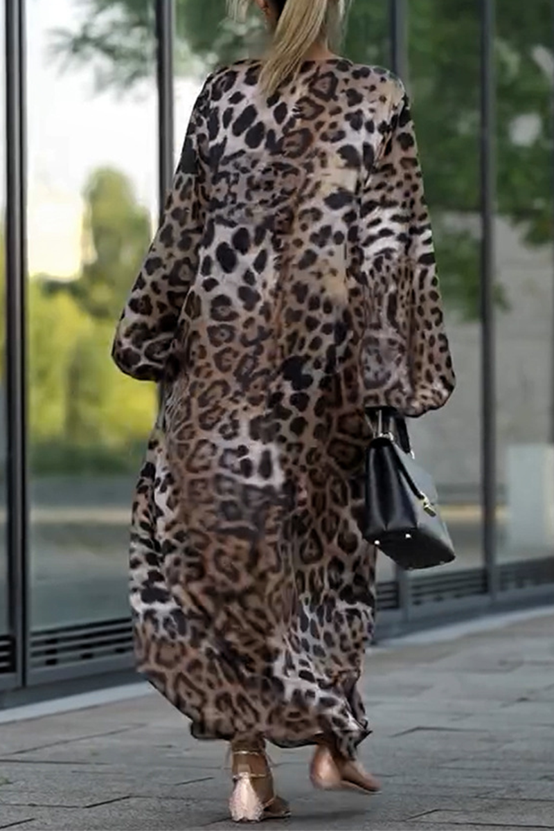 Vestidos largos casuales de calle con estampado de leopardo y cuello en V