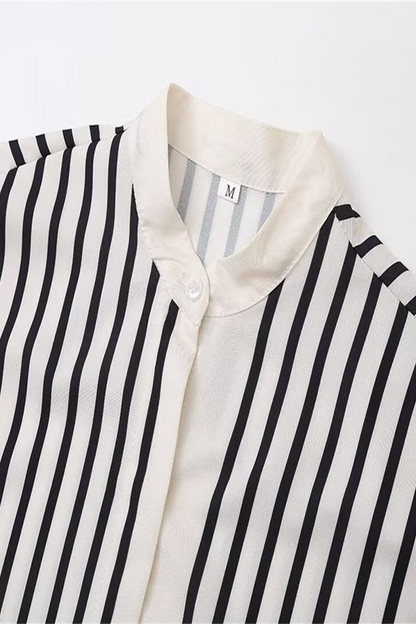 Blusas casuales de rayas con botones, aberturas y cuello redondo en contraste