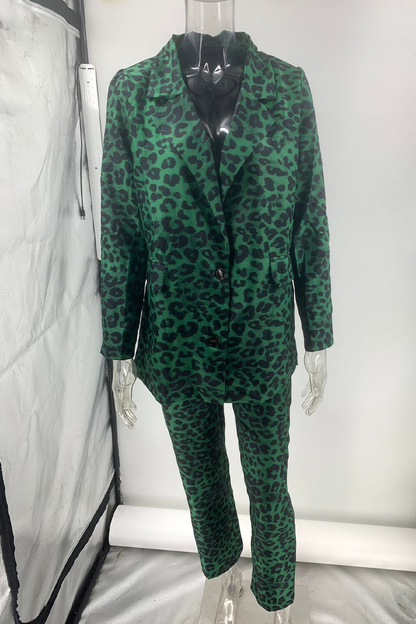 Conjunto informal de dos piezas con cuello vuelto, manga larga y bolsillo de leopardo para calle
