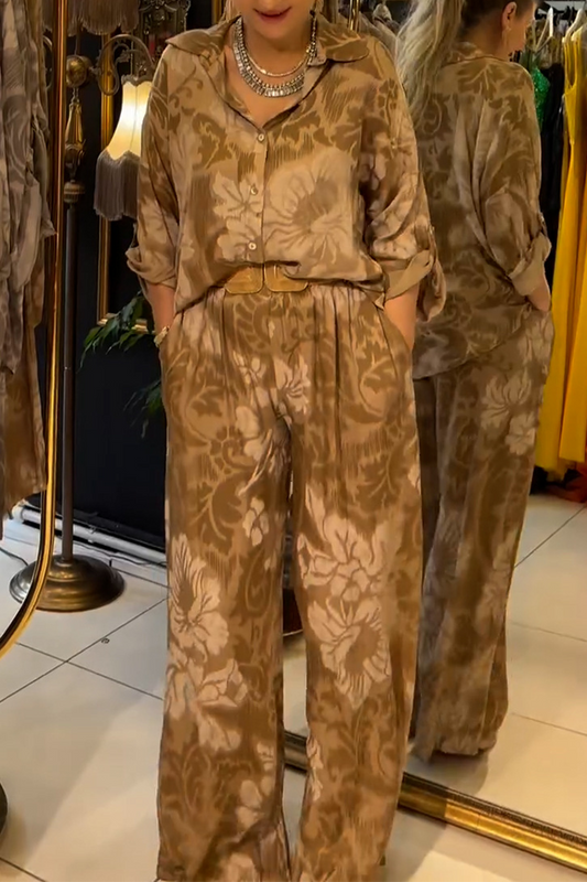 Conjunto informal de dos piezas con estampado floral, botones, cuello vuelto, manga larga